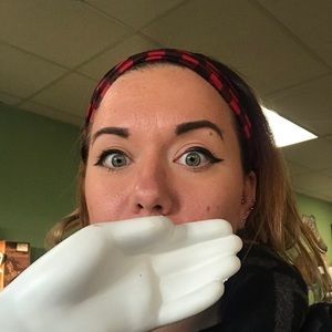 Meet your Posher, Ashley